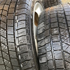 ホイール付きスタッドレスタイヤ　215/45/R17の画像