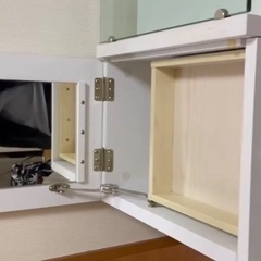 ローテーブル、化粧台の画像