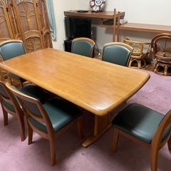 ダイニングテーブル