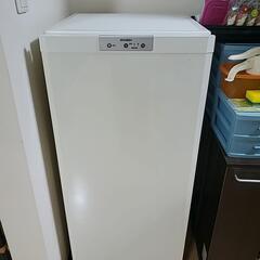 受付終了、三菱 『冷凍庫』 121L しっかり冷えます！　
