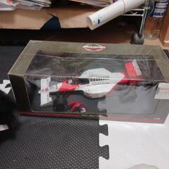 マクラーレンホンダ MP4/4 1988 1/18　未開封