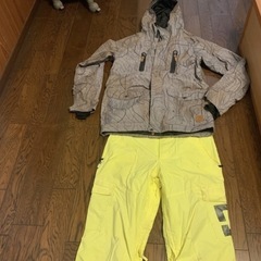 スノボウェア