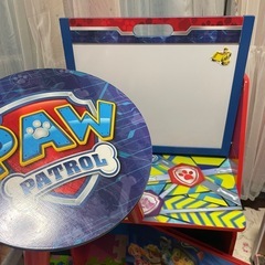[交渉中]最終値下げ☆パウパトロール☆机イス絵本棚収納BOXの画像