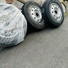 値下げしました‼️DUNLOPスタッドレスタイヤホイール付き‼️の画像