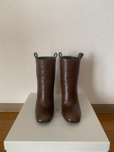 ブルネロクチネリ　ブラウンレザーアンクルブーツ ヒール10cm