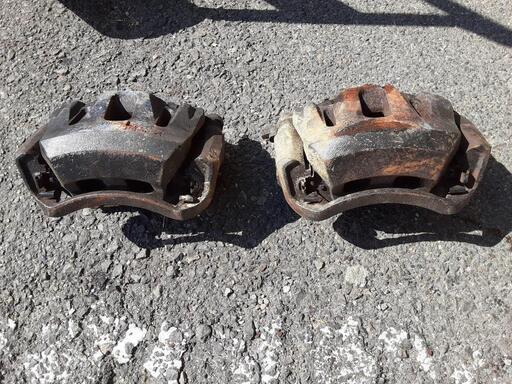 ﾄﾖﾀ純正（TOYOTA） ｽｰﾌﾟﾗ(JZA80)純正 ﾘｱｷｬﾘﾊﾟｰ/ﾘﾔﾌﾞﾚｰｷｷｬﾘﾊﾟｰ 片押し2pot　1ｾｯﾄ