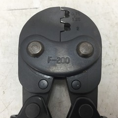 IZUMI 泉精器製作所 マクセルイズミ 圧着工具 連鎖型圧着端子用 適用範囲0.75/1.25/2mm2 F-200 中古 【工具専門店 テイクハンズ金沢野々市店】の画像