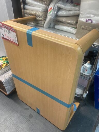 ☆中古￥4,300！こたつテーブル　家電　幅75㎝ｘ奥行105㎝ｘ高さ40㎝　【BK083】