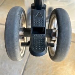 Lee ベビーカーの画像