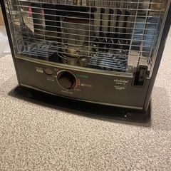 TOYOTOMIトヨトミ◆4.0Ｌ石油ストーブ◆２０１1年製◆ブラウン
