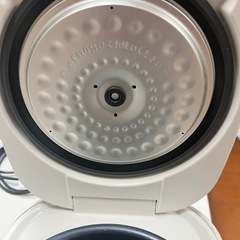 2016年製アイリスオーヤマ炊飯ジャーの画像