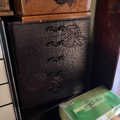鎌倉彫(？)引き出し5段収納の画像