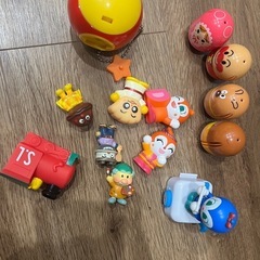 細々したアンパンマンのおもちゃ