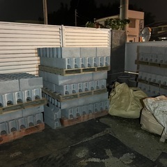 コンクリートブロック　目地無し15cm 国分　@300