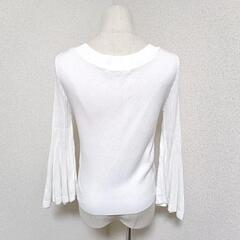 アナイ フレアスリーブ長袖リブニット Vネック ベルスリーブ 白色 綿シルク混 38 M レディースの画像