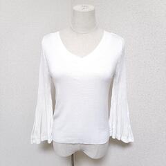 アナイ フレアスリーブ長袖リブニット Vネック ベルスリーブ 白...
