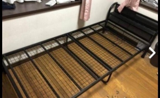 シングルベット黒