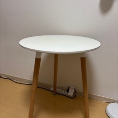 丸型テーブル