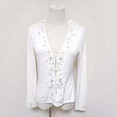 ハロッズ 美品 Vネック長袖ニットカーディガン 花柄モチーフ ビ...