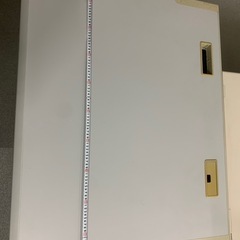 事務デスクの画像
