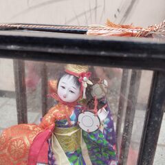 日本人形/ガラスケース入り/汚れアリの画像