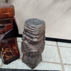 木彫りの謎の置物/用途不明の画像