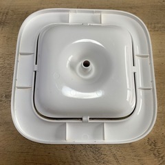 中古　猫　自動水やりの画像