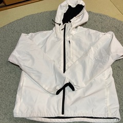 美品　GU 150cm  白　ジャンパー　　の画像