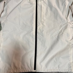美品　GU 150cm  白　ジャンパー　　の画像