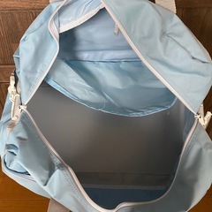 人気Picoのショルダー付き旅行カバン。の画像