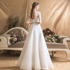 ウエディングドレスの画像