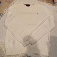 トミーヒルフィガー　薄手　ニット
