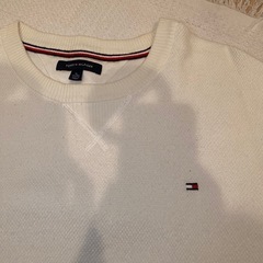 トミーヒルフィガー　薄手　ニットの画像