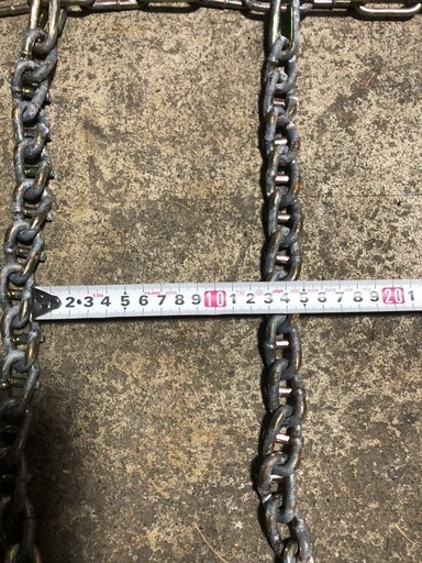 タイヤチェーン4本　ジムニー　ランクル　スノーアタックにどうぞ　　