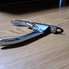 ギロチン（犬用爪切り）の画像