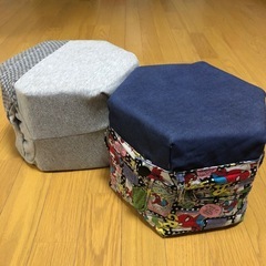 ハンドメイド　
牛乳パック椅子　2個セット