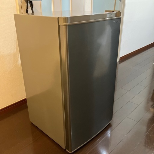 2020年製の冷凍庫
