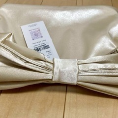 リボンモチーフハンドバッグの画像