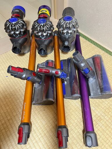 【セット】ダイソン　掃除機　ジャンク　通電確認OK　ヘッド稼働OK