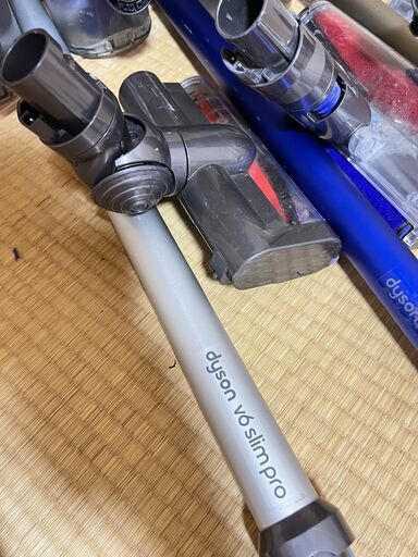【セット】ダイソン　掃除機　ジャンク　通電確認OK　ヘッド稼働OK