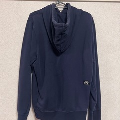 Nike SB ネイビー パーカー Mサイズの画像