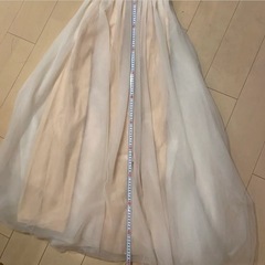 チュールロングドレスの画像