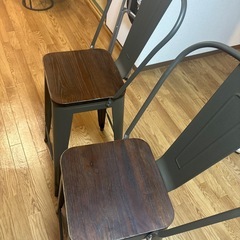キッチンカウンター　椅子