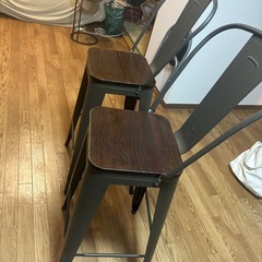 キッチンカウンター　椅子の画像