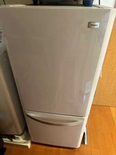 【取引済】 11月中　直接取りに来てくださる方限定　Haier　冷蔵庫　138L  3年使用
