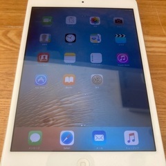 Apple iPad mini A1432/12.7GB/ホワイ...