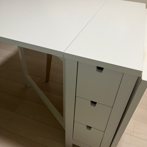 【取引先確定済み】ダイニングテーブル IKEA 椅子2脚付き