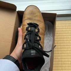 フットサル靴TF 25.5の画像