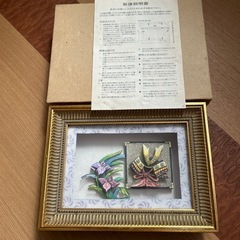 立体感のある額です。新品箱入り。サイズは18×12.5×5の画像