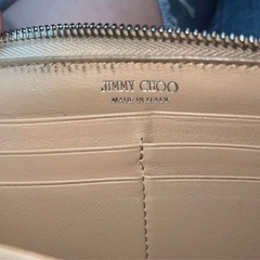 JIMMY CHOO 長財布の画像
